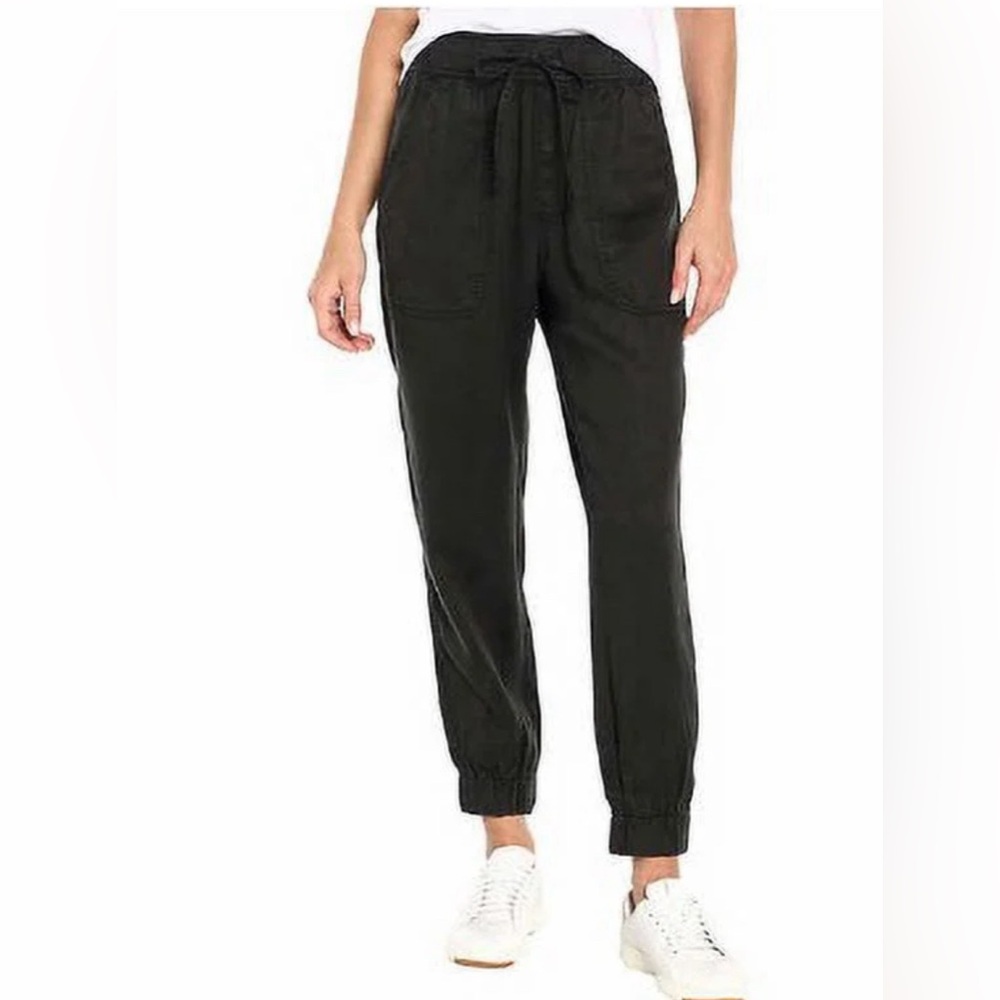 Orvis Ladies' Tencel Jogger | Black, available in XXL
